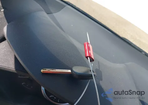 2020 Toyota Corolla Le z USA, uszkodzony, nr VIN 5YFEPRAE9LP051118